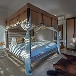 Villa Voyage