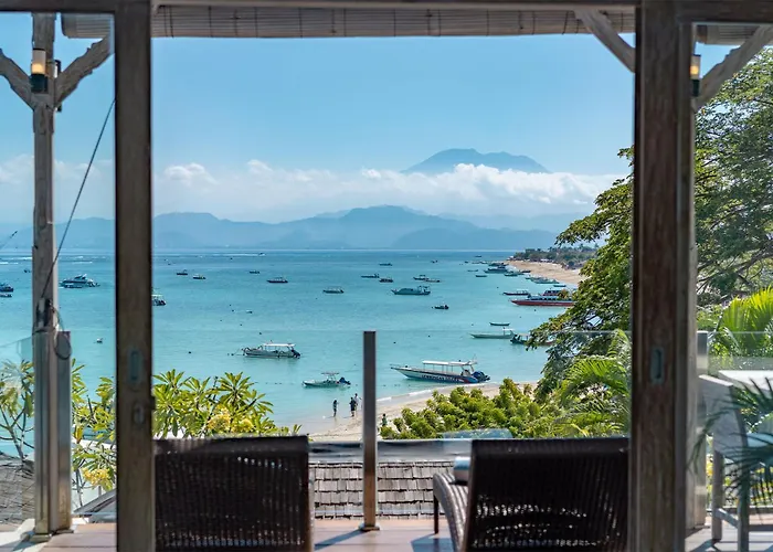 Lembongan Island Beach Villas