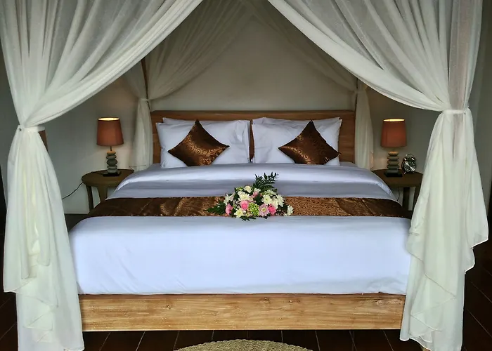 D\'Nusa Beach Club And Resort