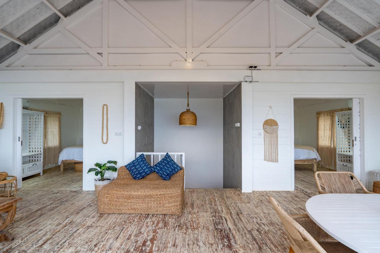 Tonic Villa *