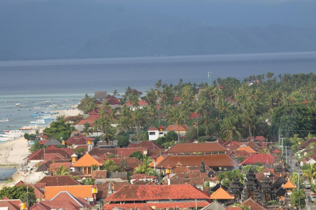 Nyoman And Grill Guest house 2*