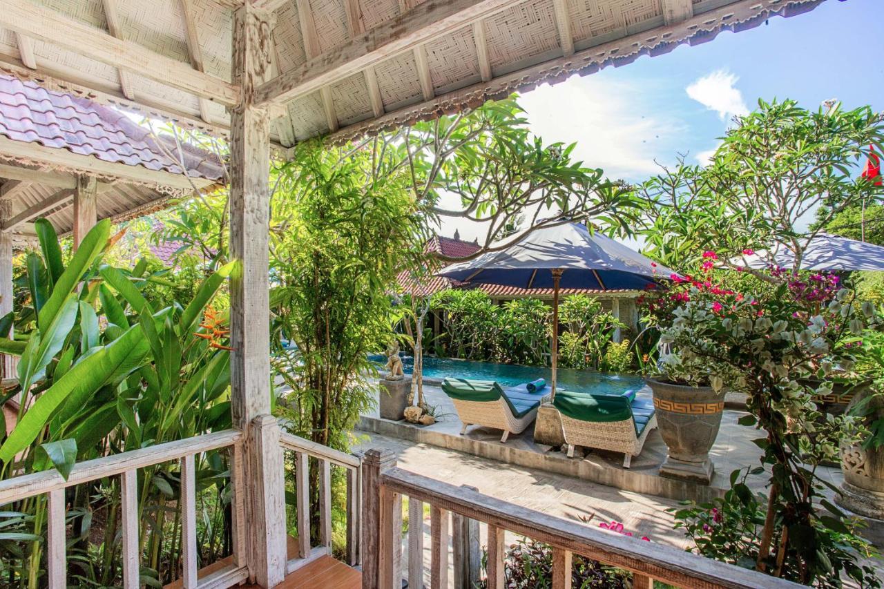 221 Garden Taman liburan 3*