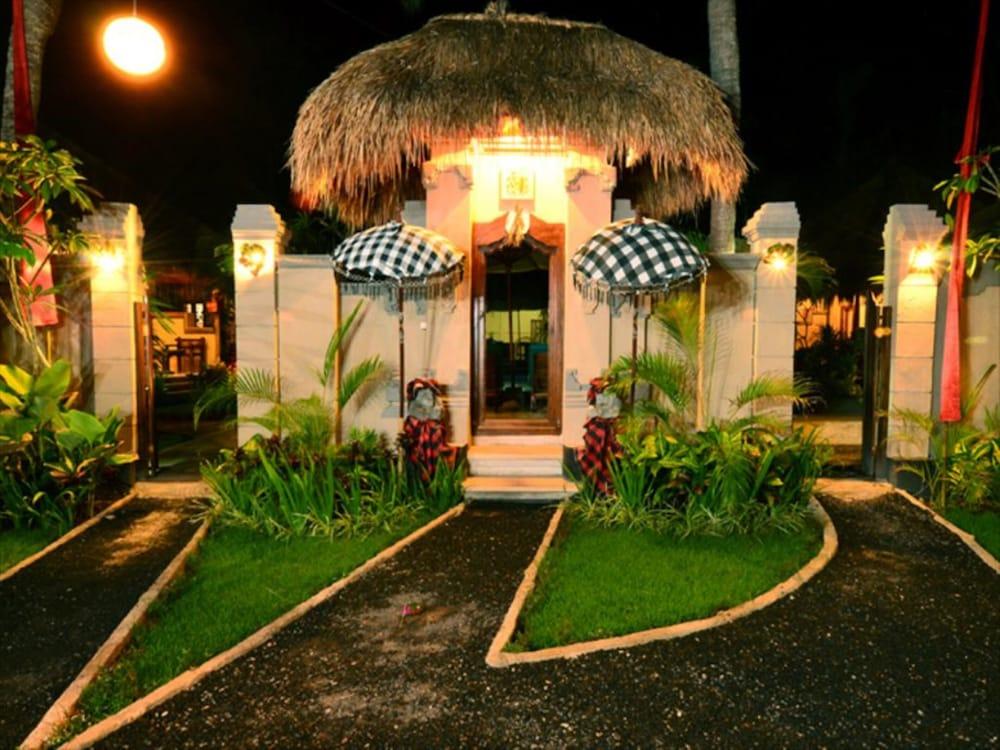 Mushroom Garden Villas 3*