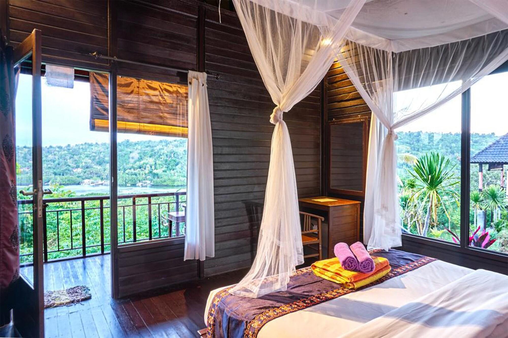 Holiday park Sunrise Ocean Hut's Nusa Lembongan (Bali)