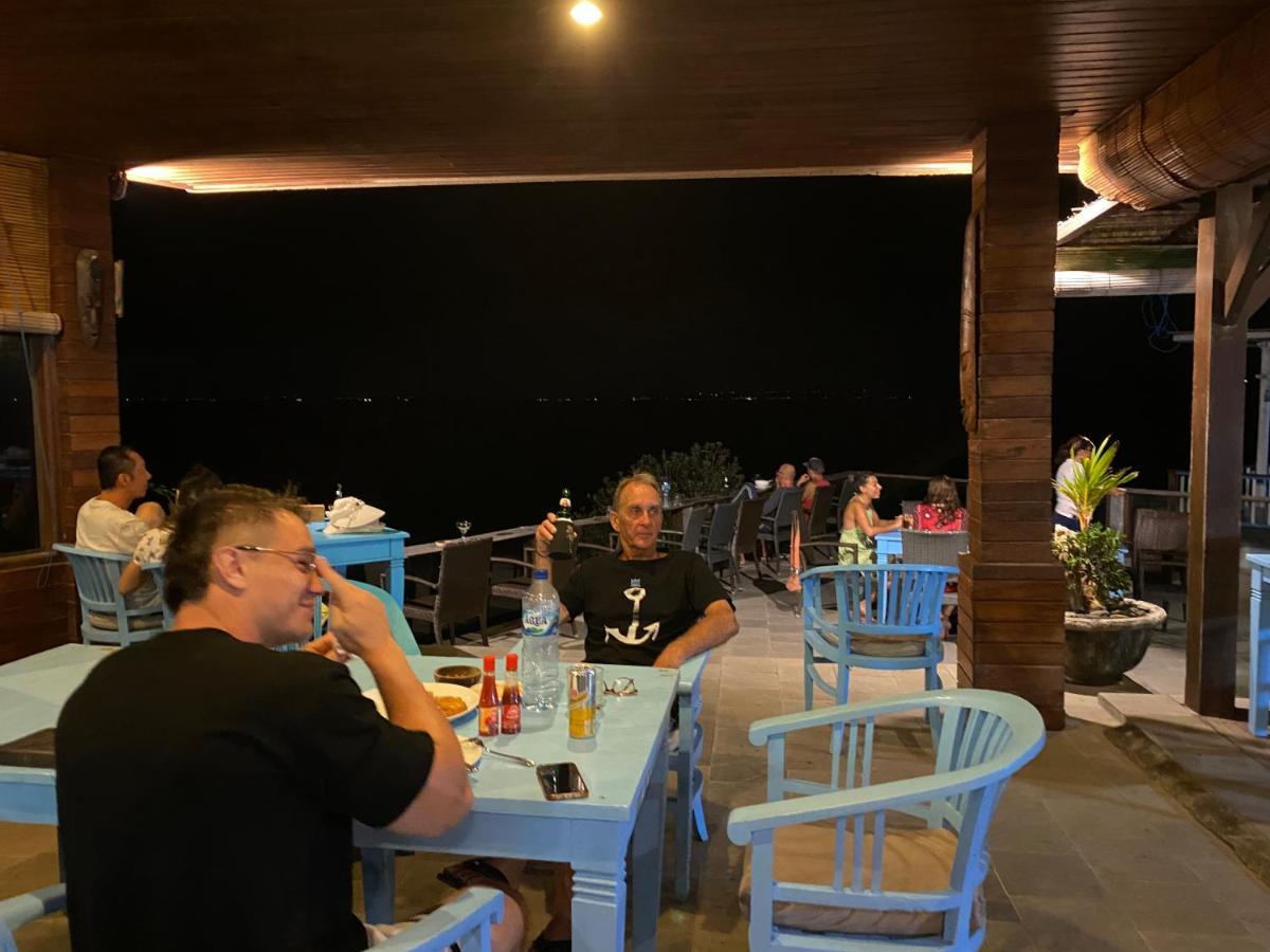 Sunset Taman liburan Nusa Lembongan (Bali)