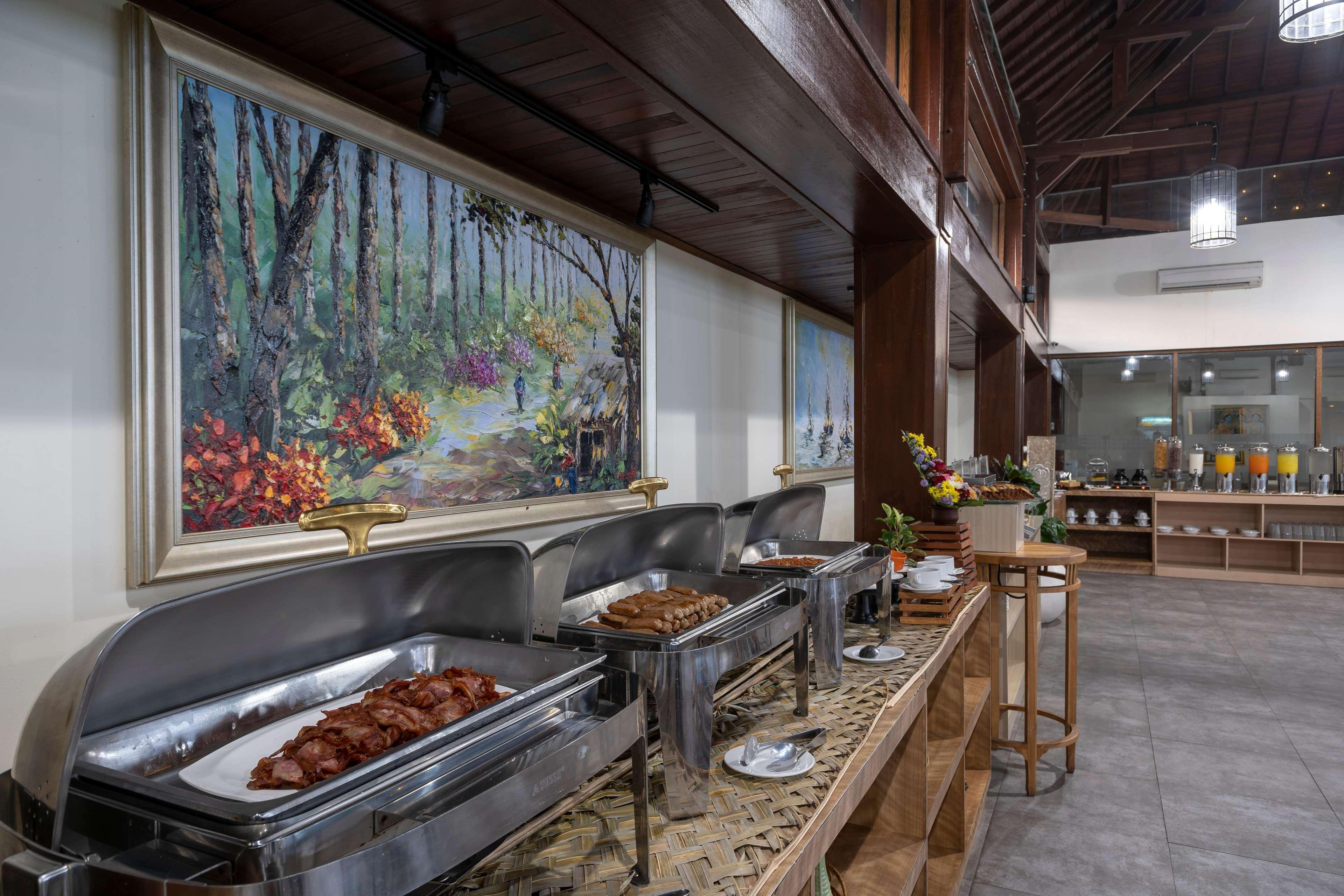 Hotel D'nusa Club And