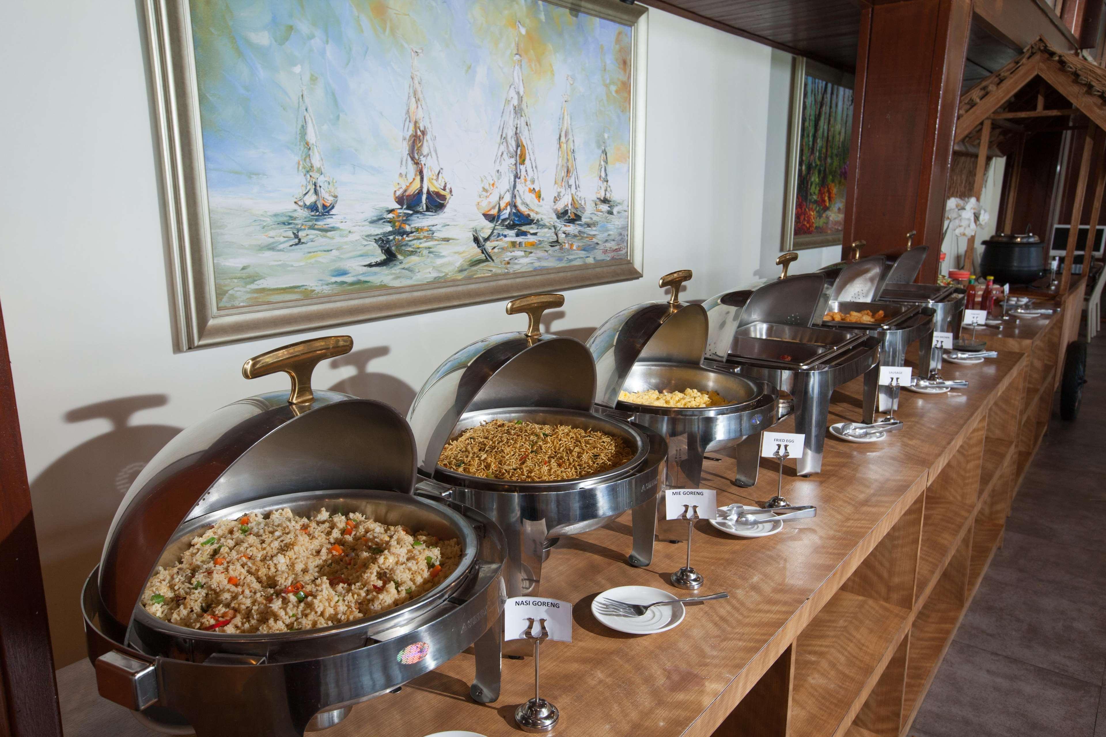 D'nusa Club And Hotel 4*