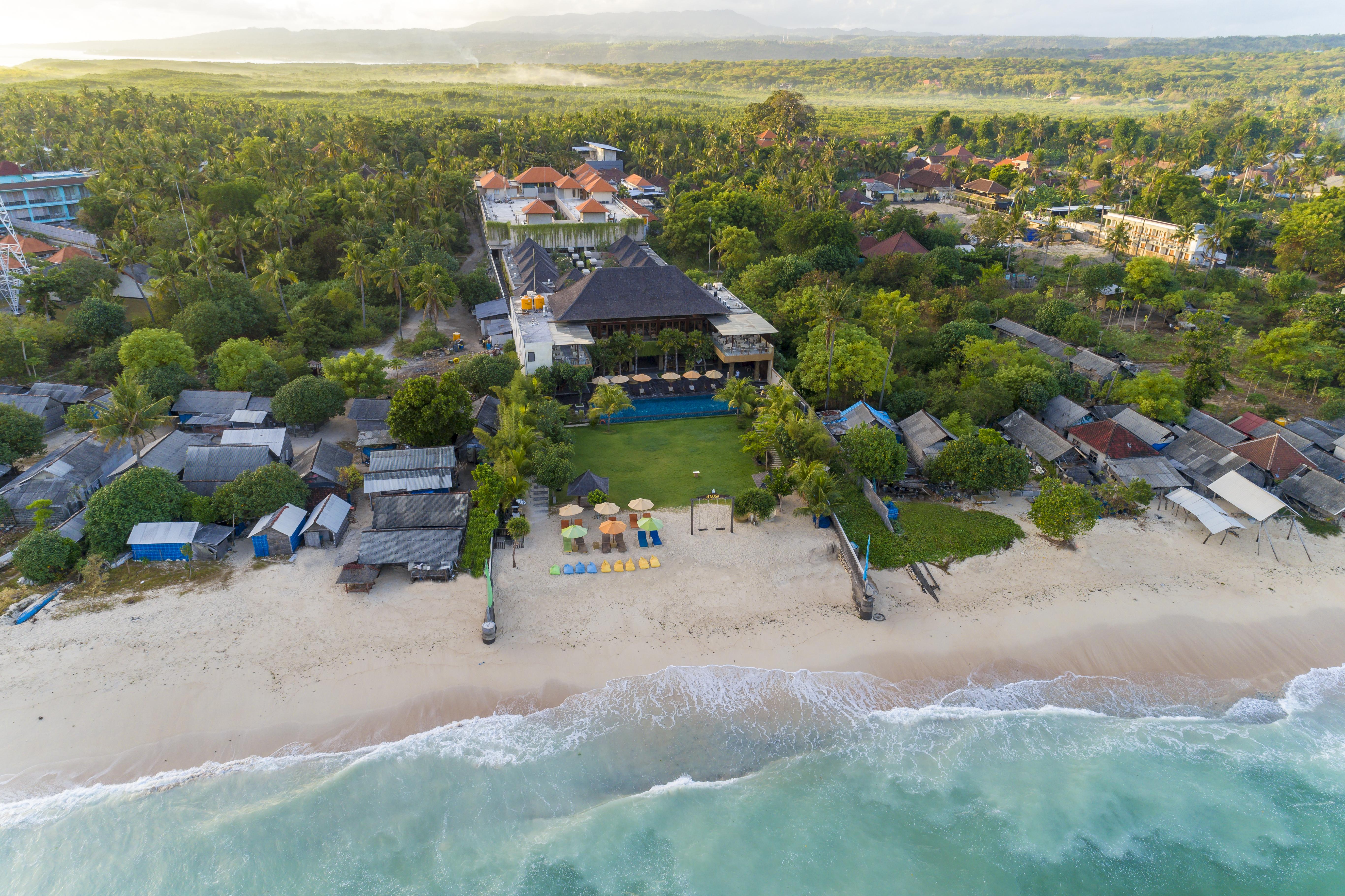 D'nusa Club And Hotel 4*
