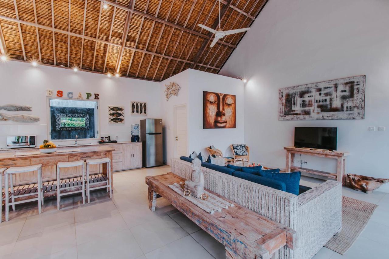 Villa Escape *
