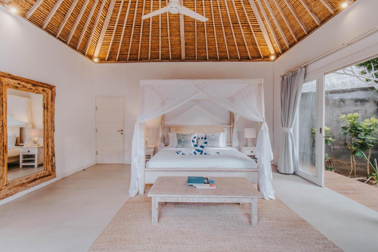 Escape Villa *