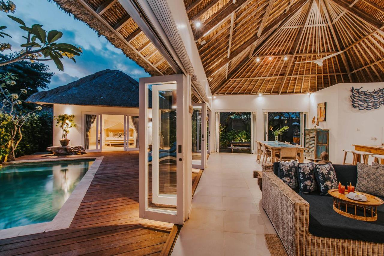 Escape Villa *