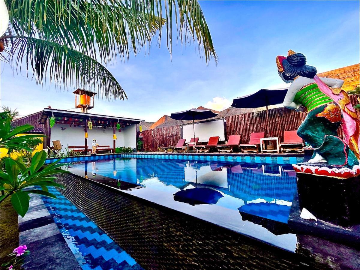 Taman liburan Lembongan Tropical 2*
