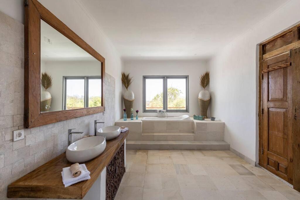 Orchid 18m Pool, Sea View Villa Nusa Lembongan (Bali)