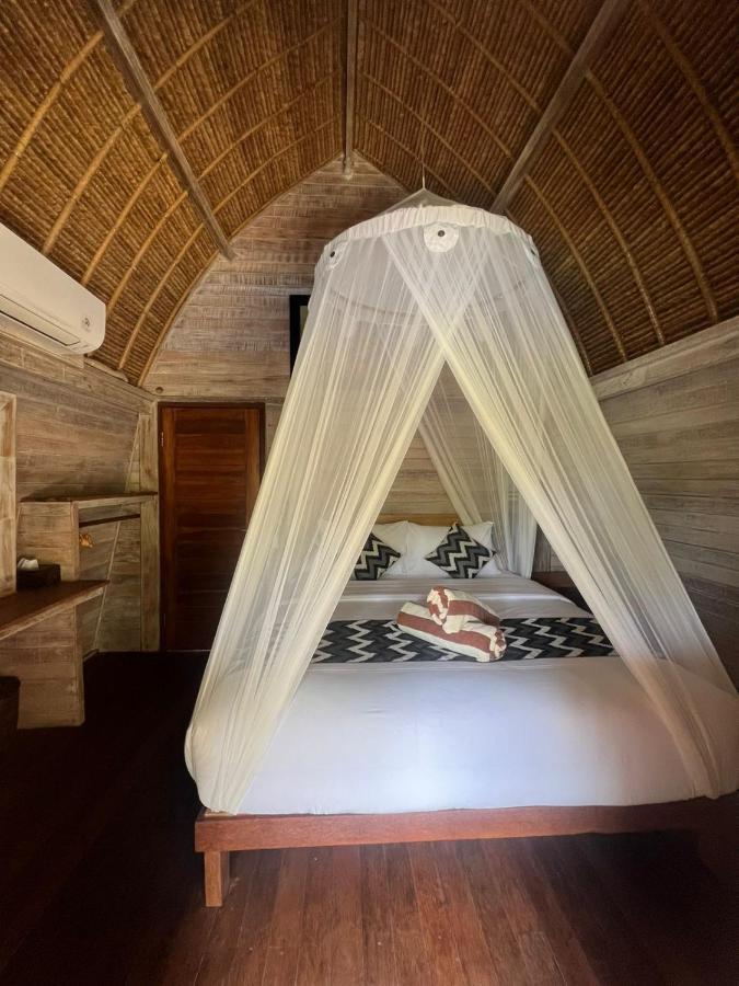 Tempat Tidur & Sarapan Honeybee Huts Nusa Lembongan (Bali)