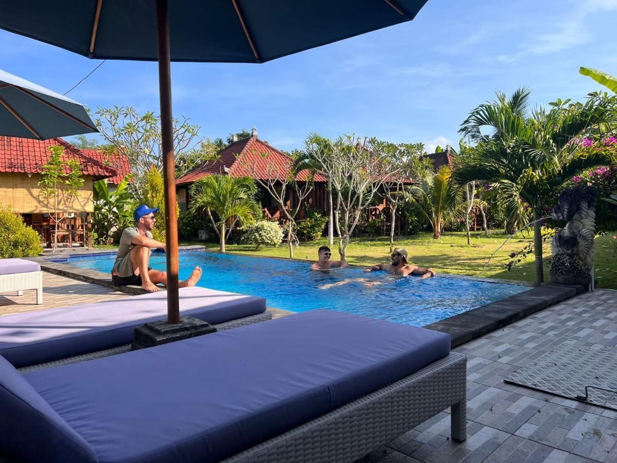 Guest house Gatri Hut 2*