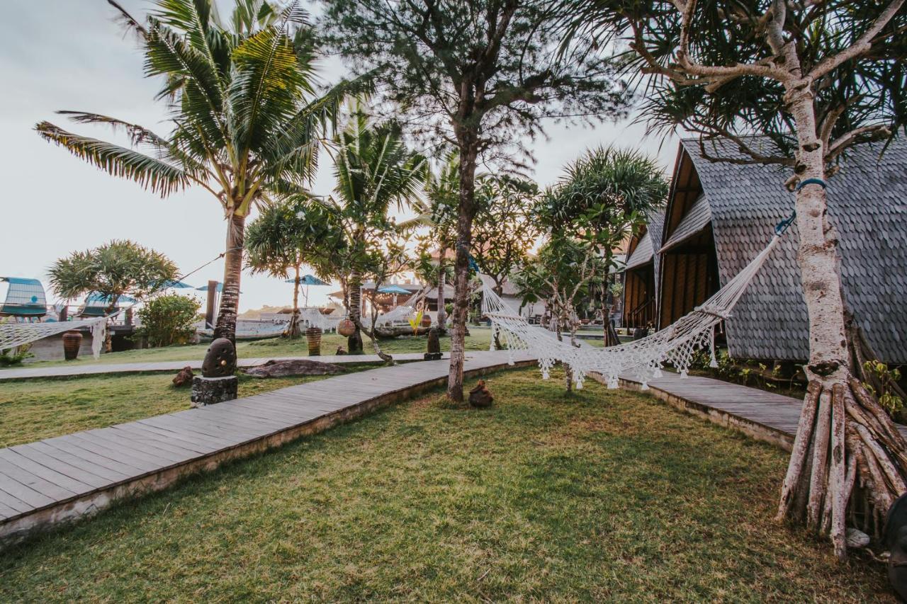 Dream Huts
