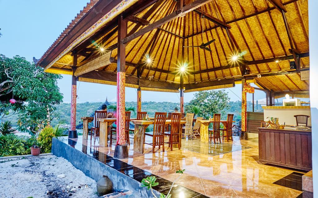 Sunrise Ocean Hut's