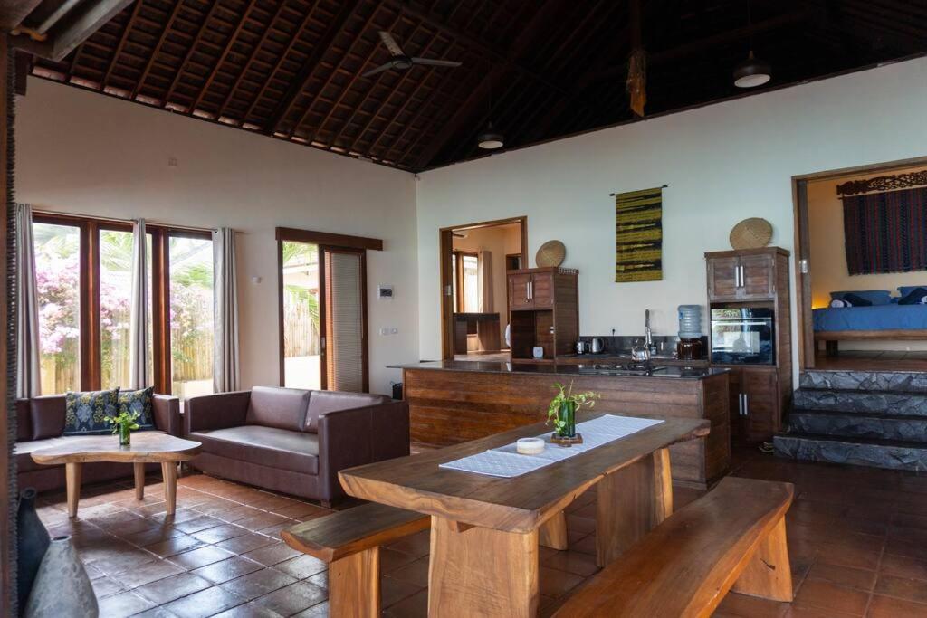 Villa Cemara On Nusa Ceningan Serene Ocean Sunrise Sunset Views Nusa Lembongan (Bali)
