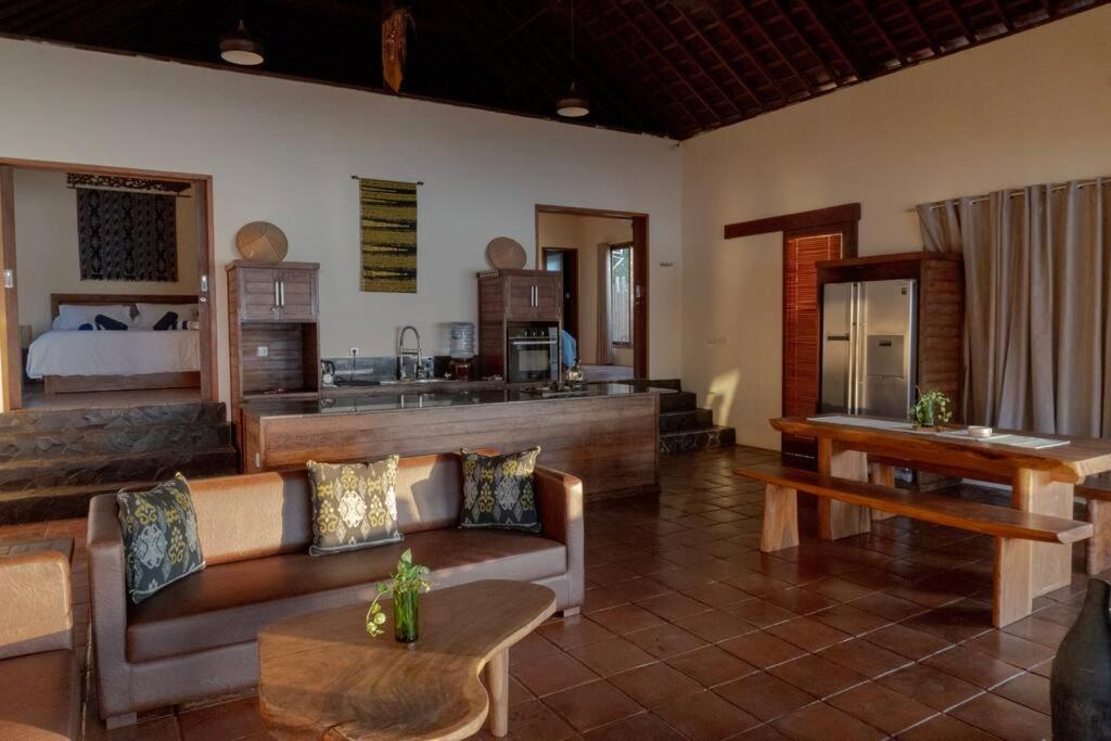 Villa Cemara On Nusa Ceningan Serene Ocean Sunrise Sunset Views Nusa Lembongan (Bali)