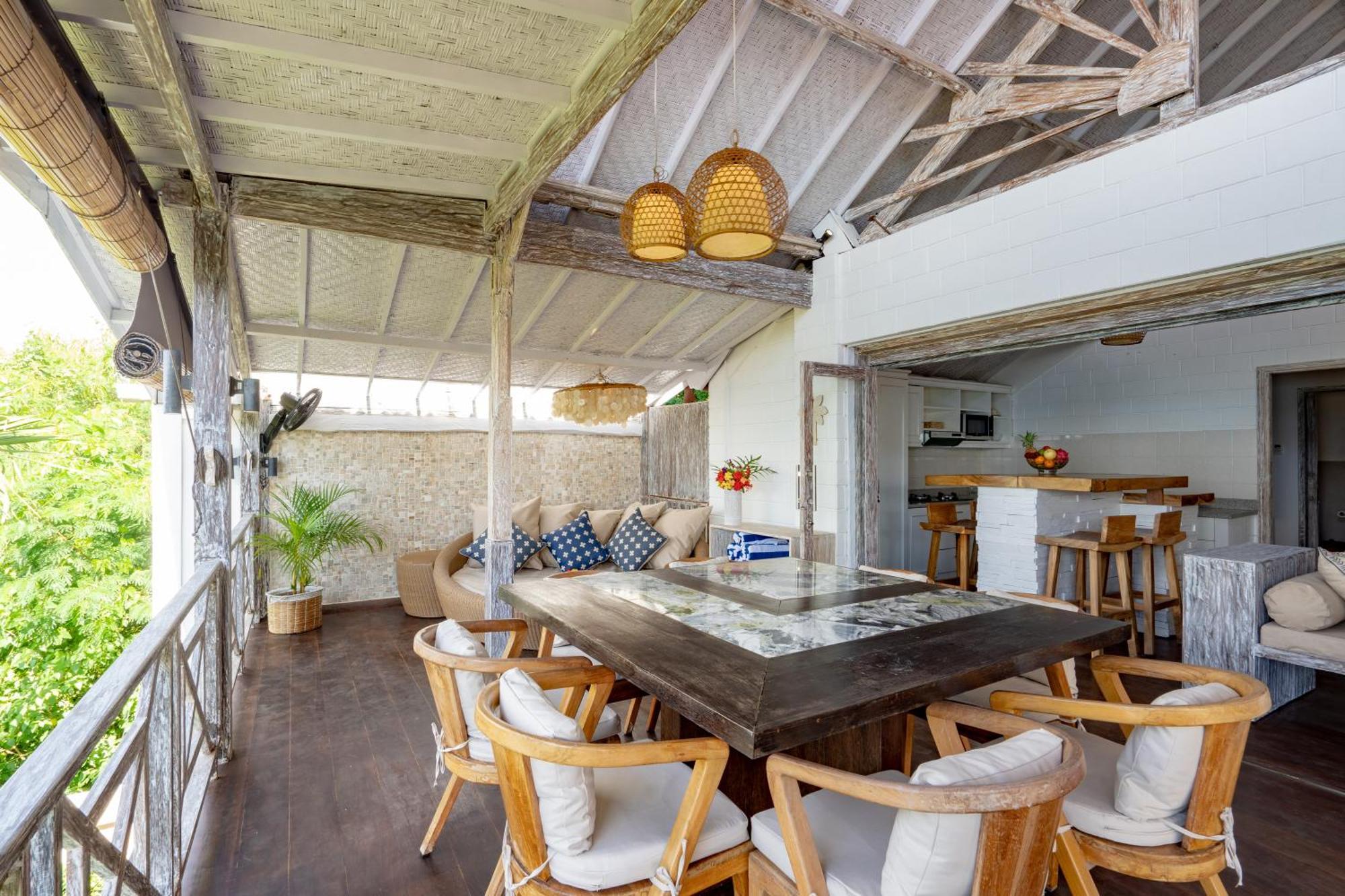 Island Villa *
