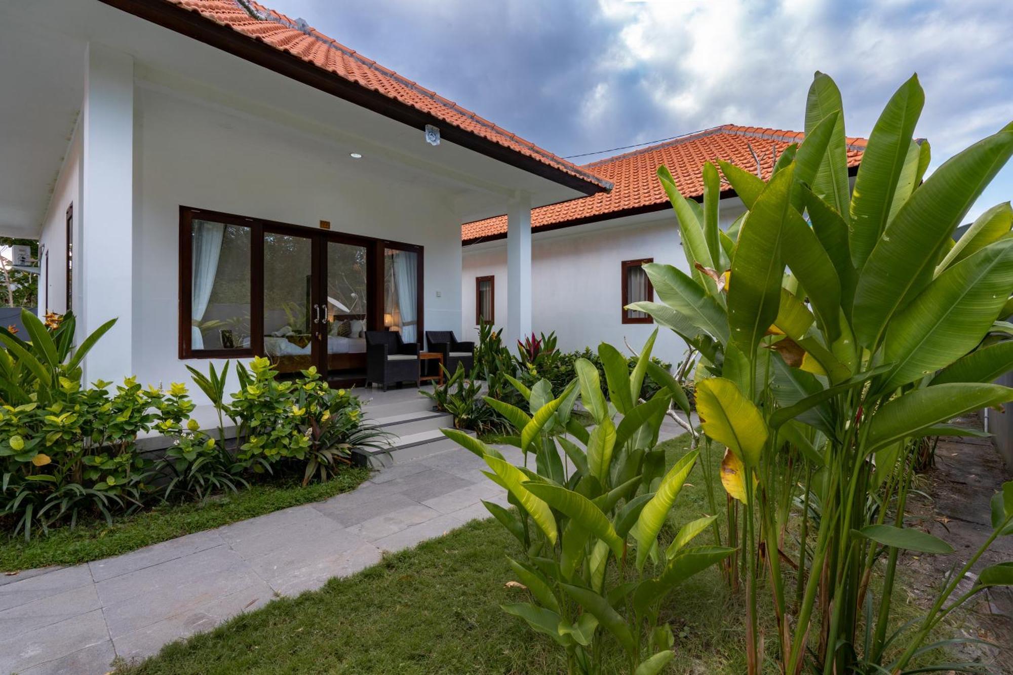 Hotel Nusa Indah Onai