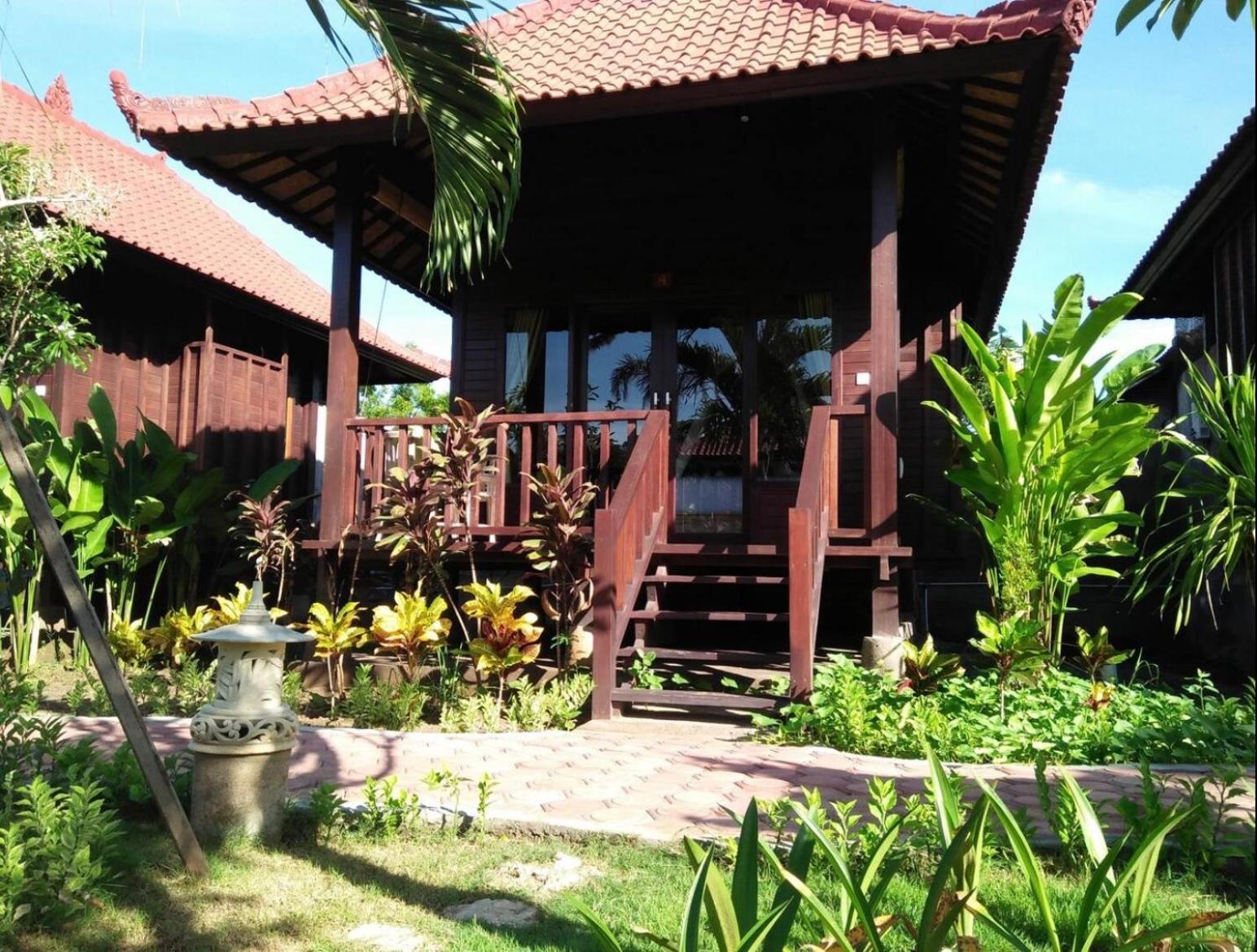 Island Formerly Taman Sari 3*