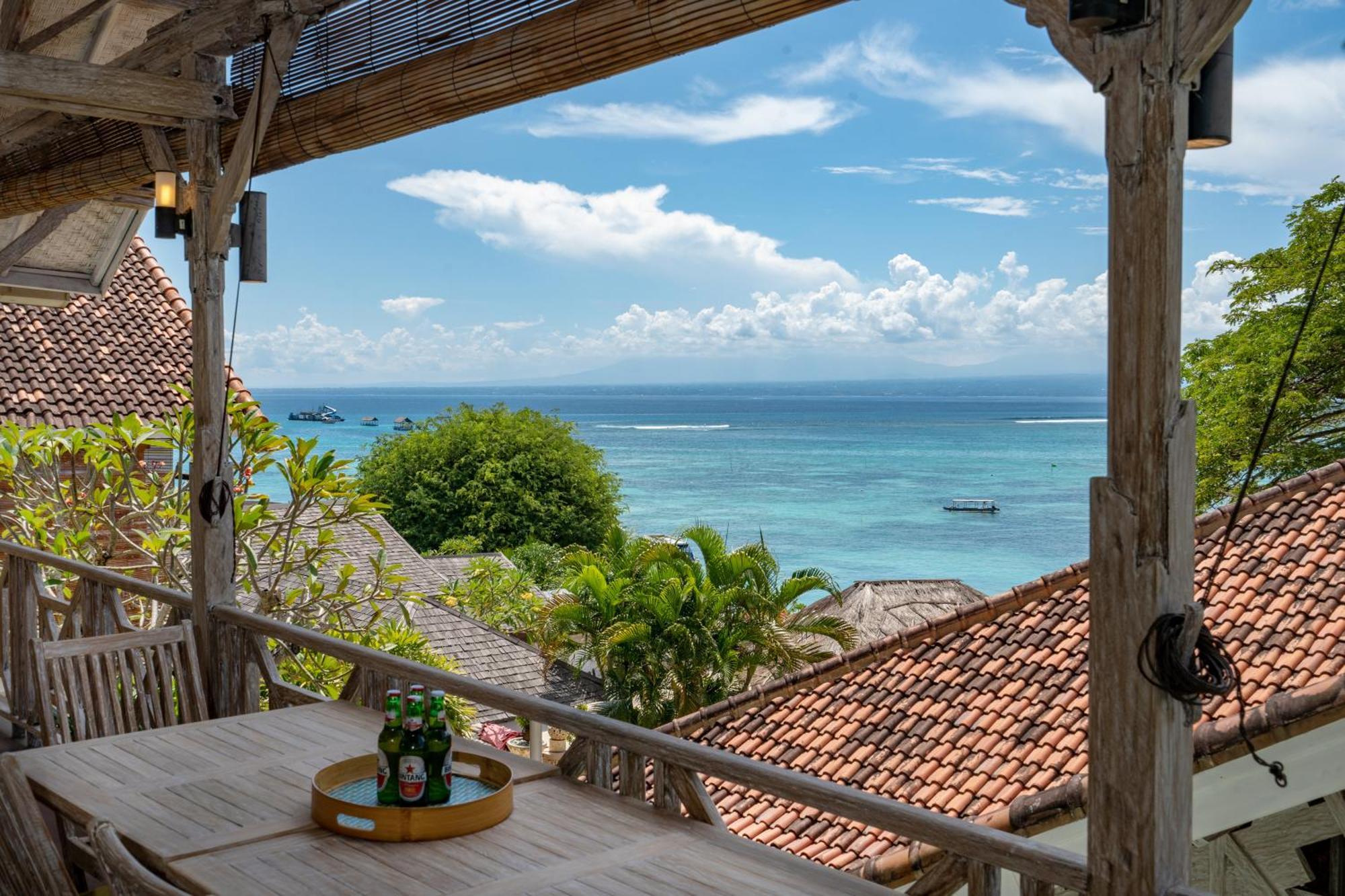 Villa Island