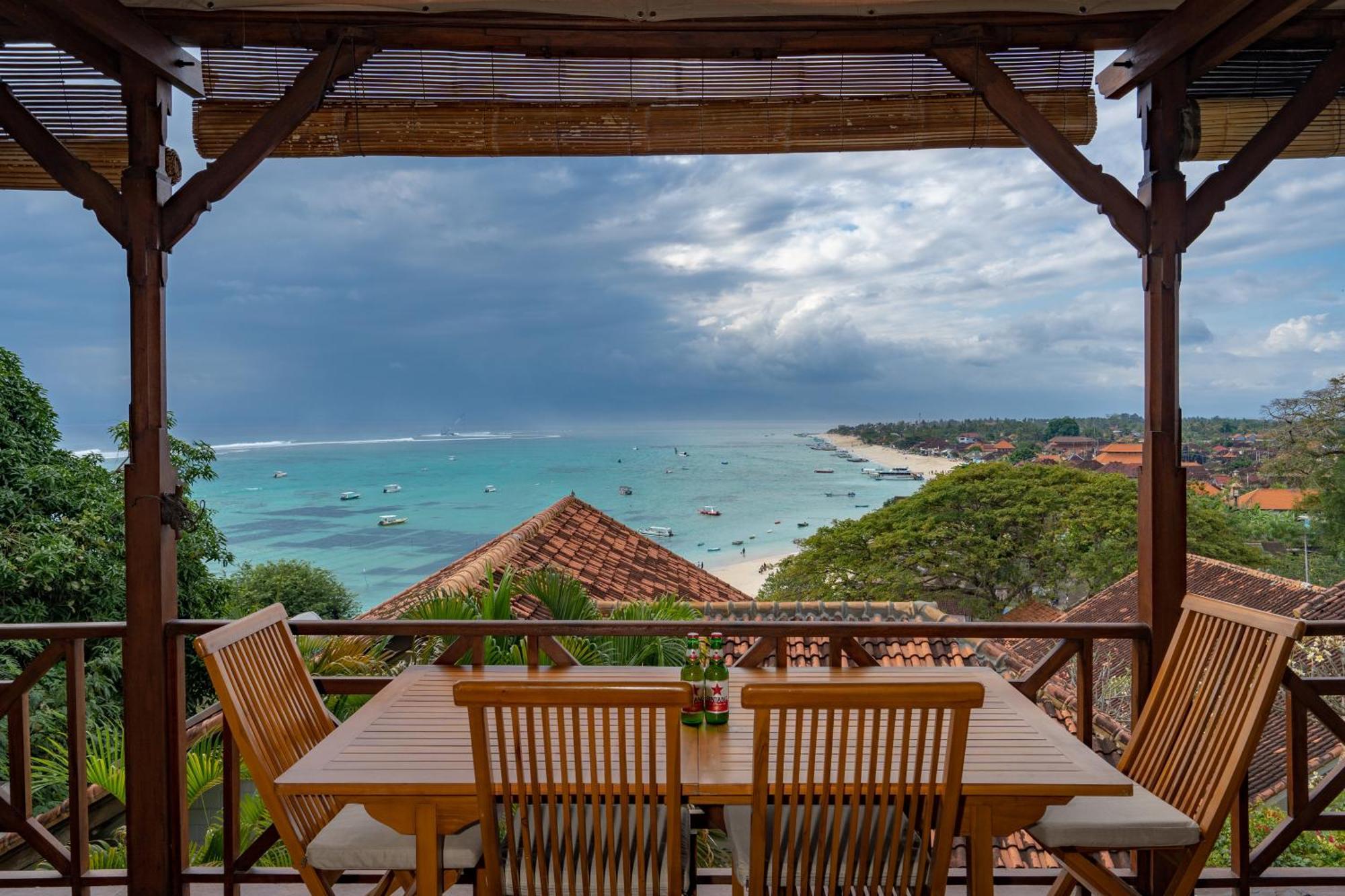 Villa Island