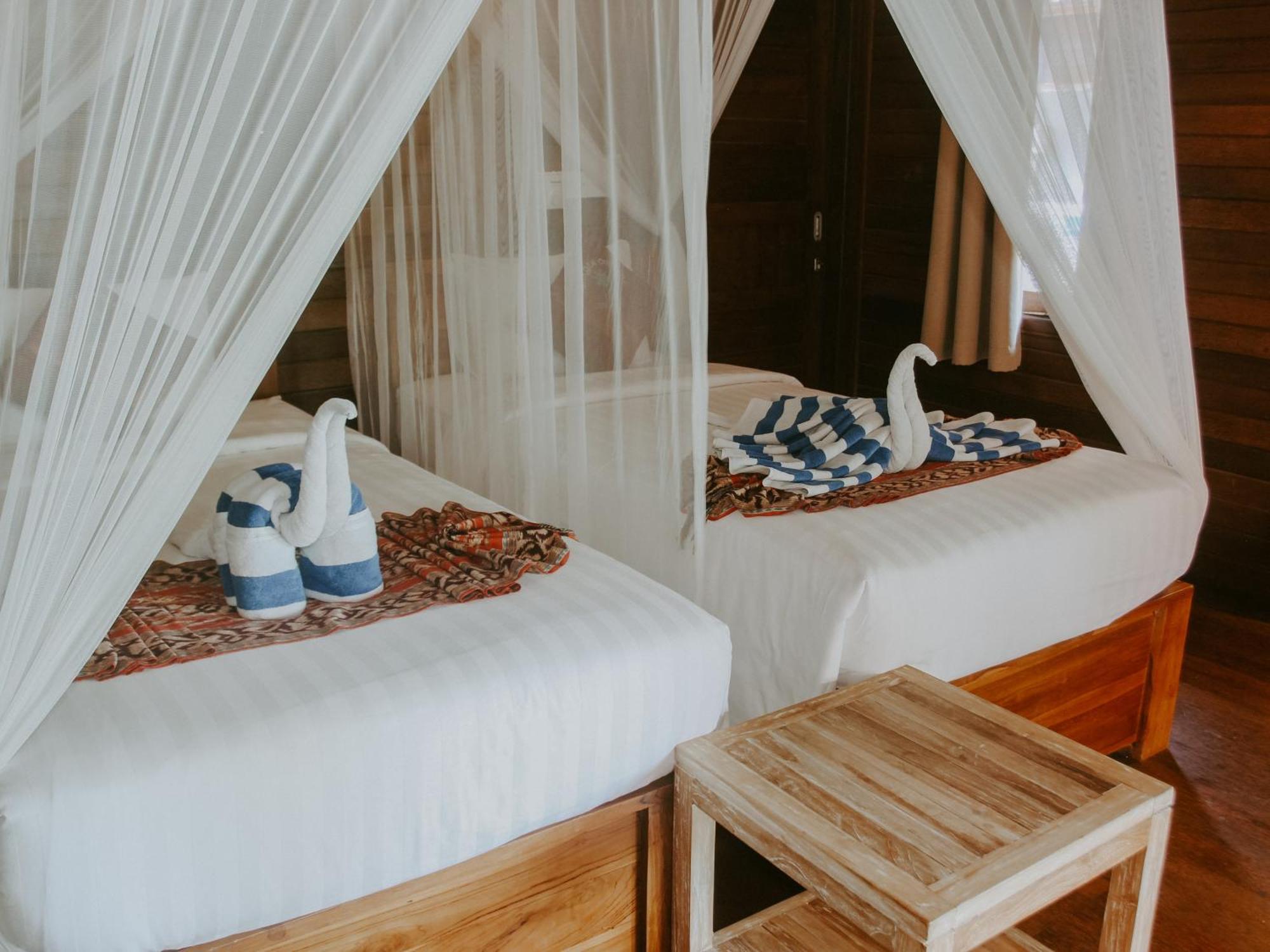 Garden Lembongan & Holiday park 3*