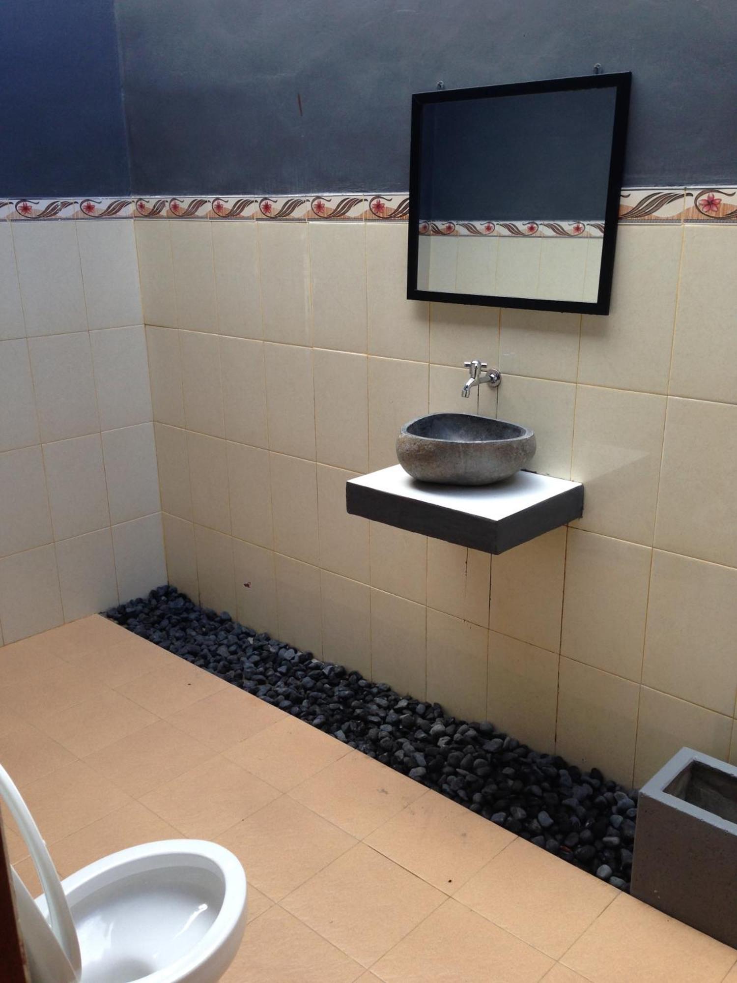 Guest house Nyoman And Grill Nusa Lembongan (Bali)