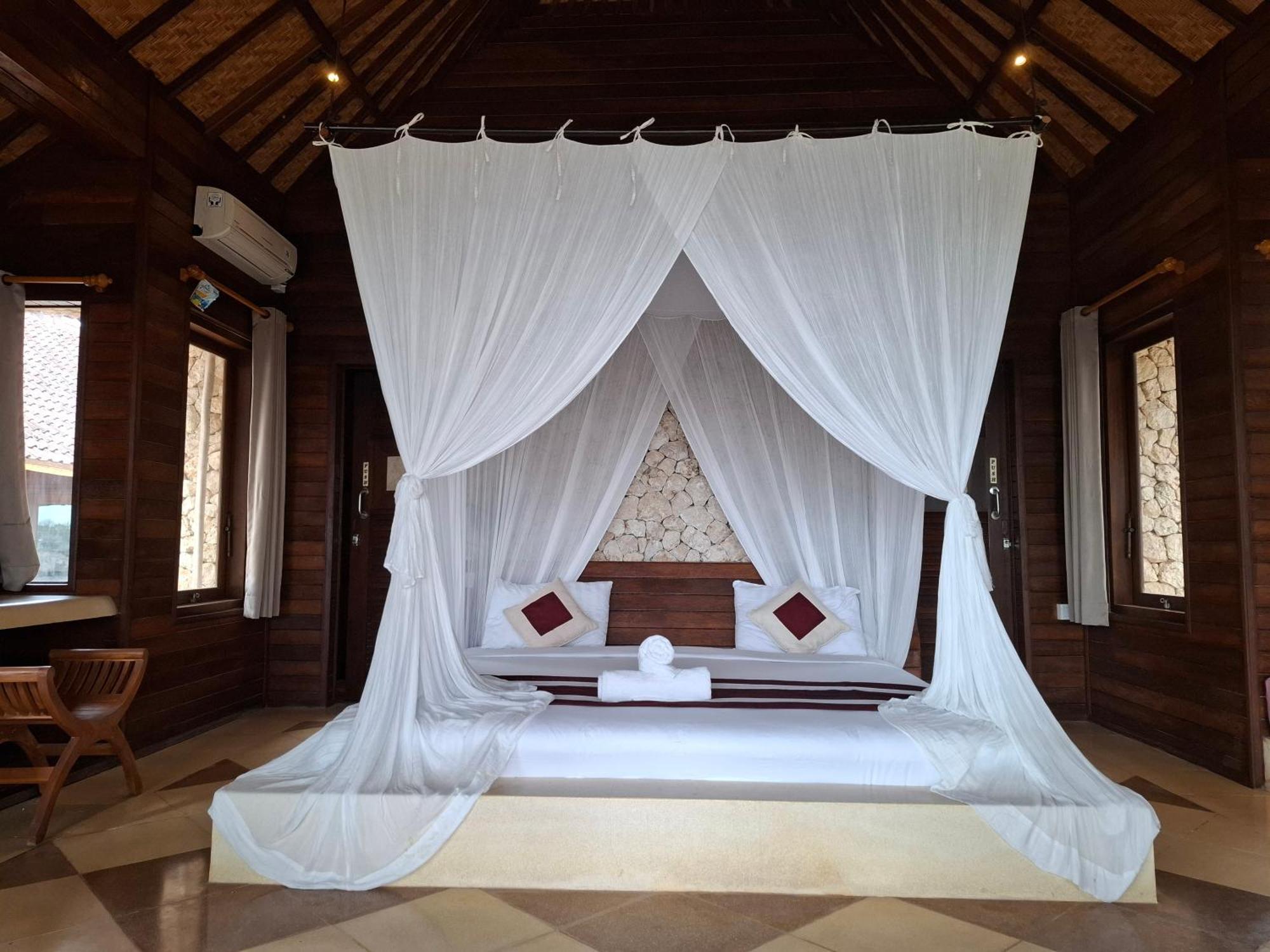 Rady Lodge
