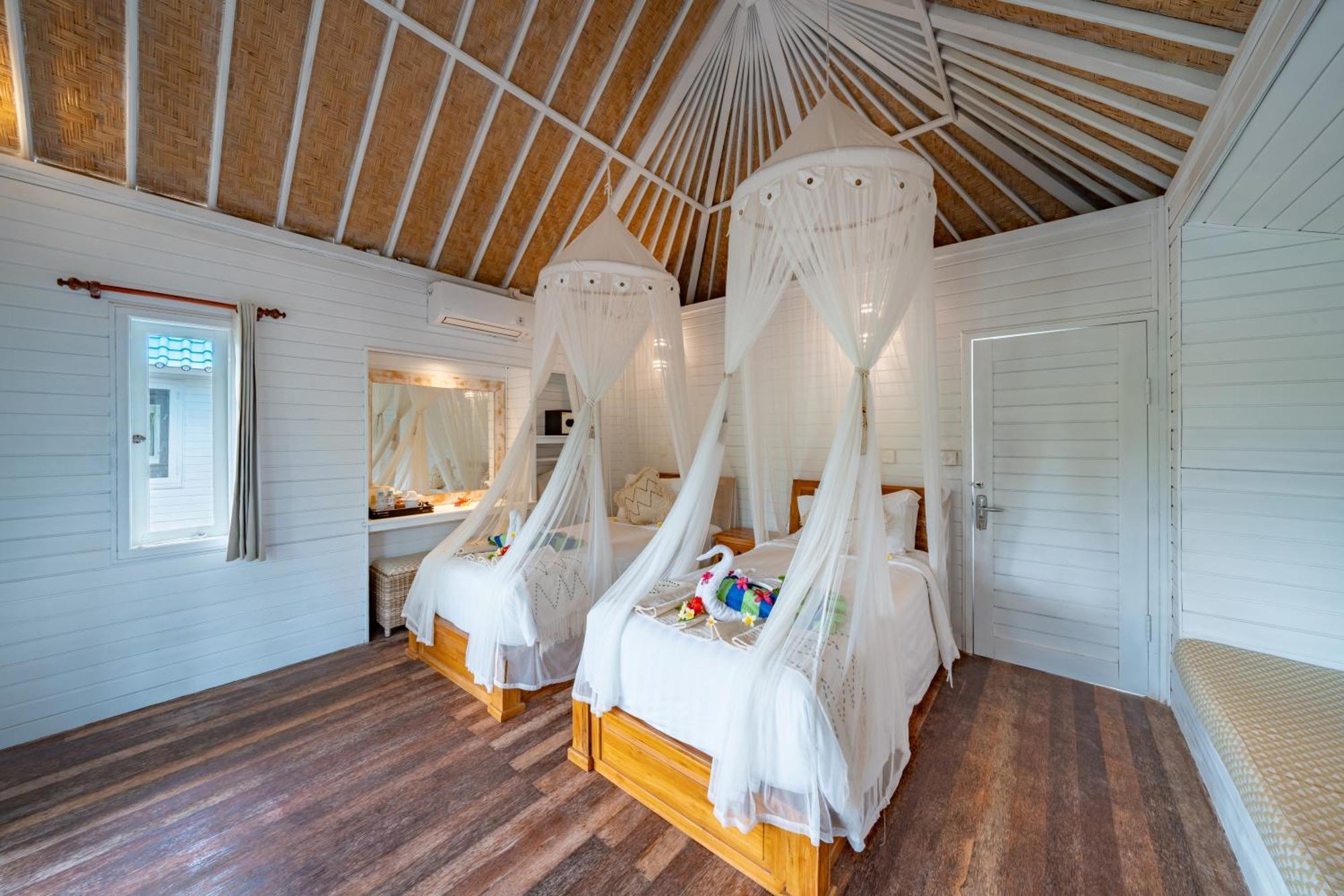 The Cubang Hut's Lembongan 3*