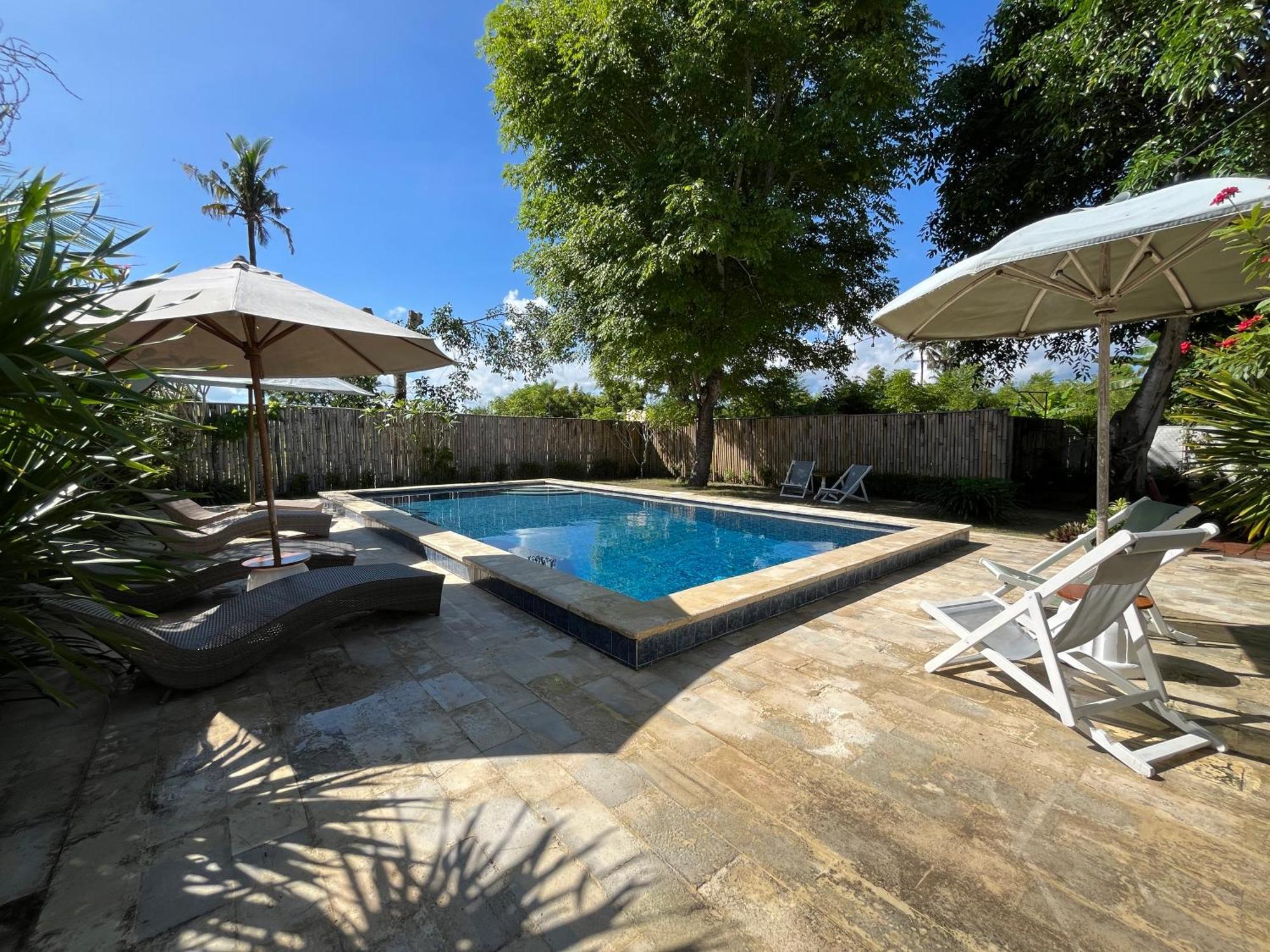 Living Lembongan Bed & Breakfast 3*