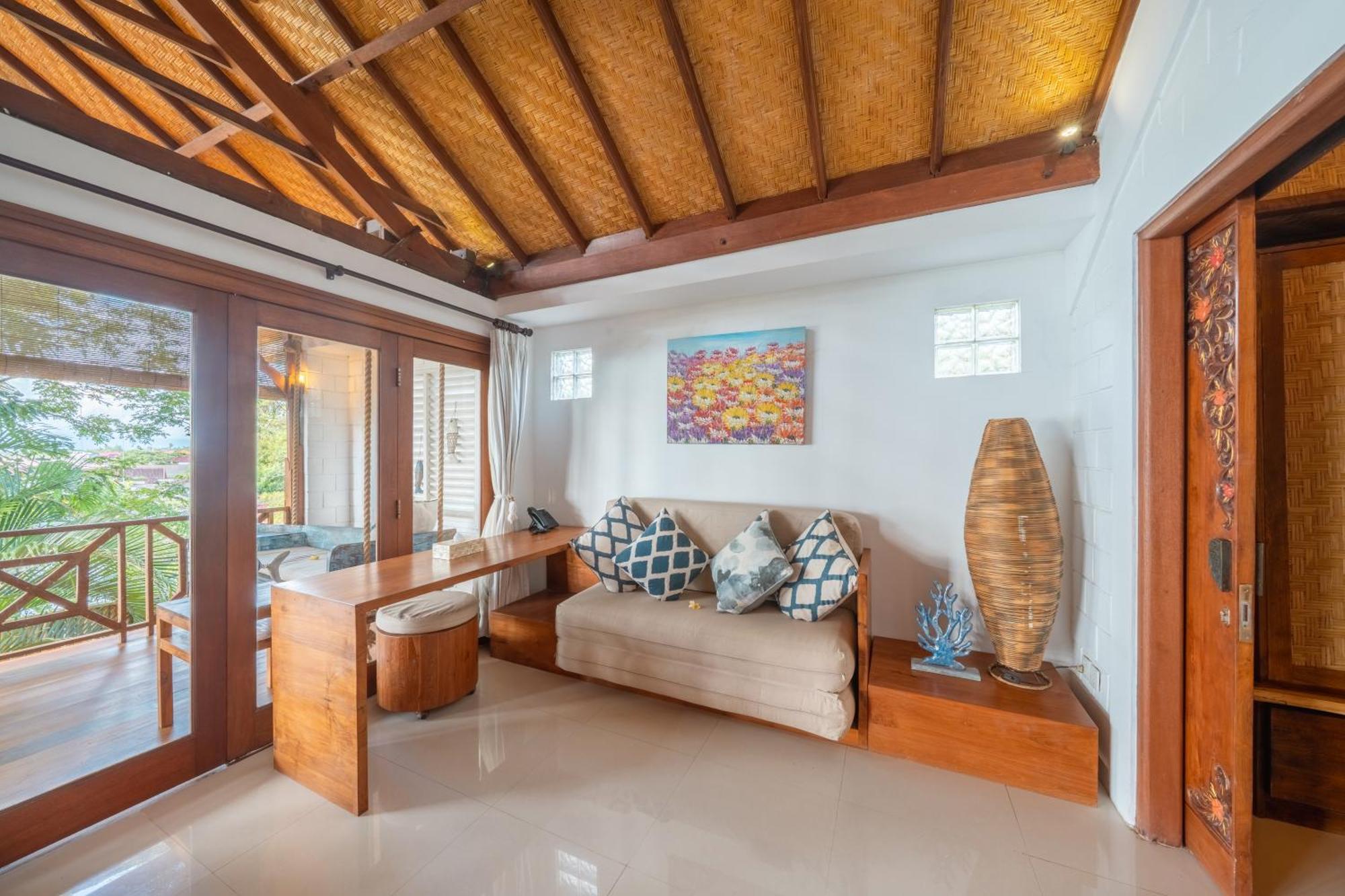 Island Villa *
