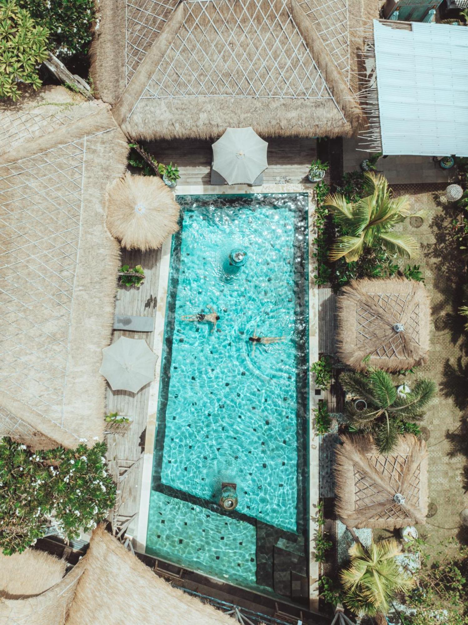 Laguna Biru Bed & Breakfast *