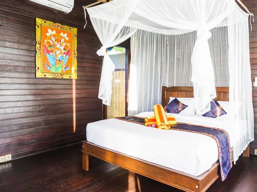Sunrise Ocean Hut's Holiday park 3*