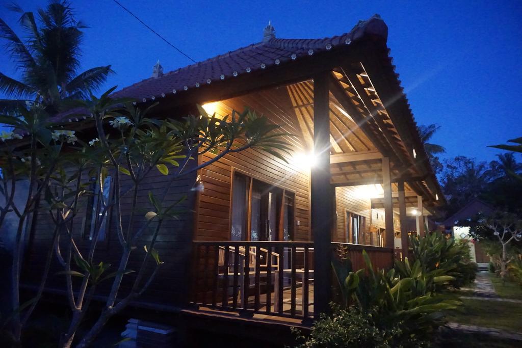 Guest house Nyoman And Grill Nusa Lembongan (Bali)