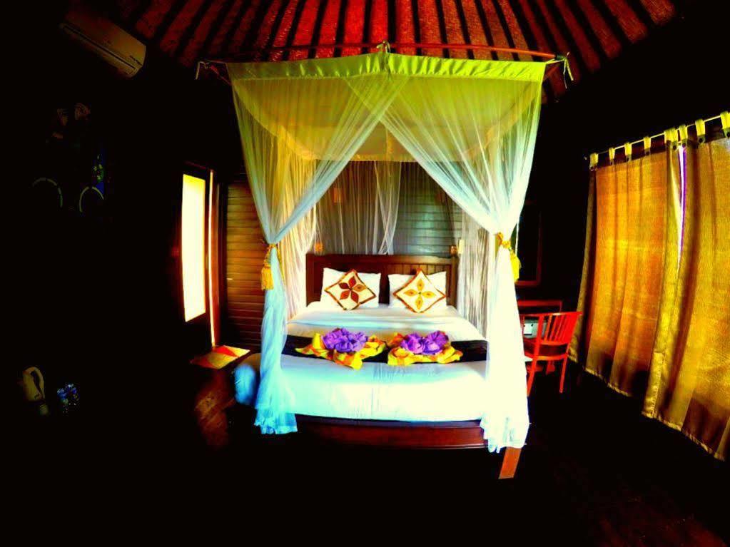 Sunrise Ocean Hut's Holiday park Nusa Lembongan (Bali)