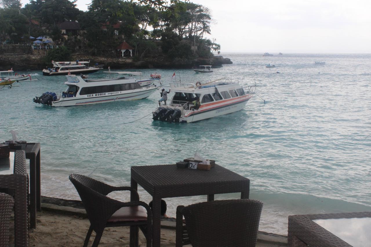 Taman liburan Sanghyang Bay Nusa Lembongan (Bali)