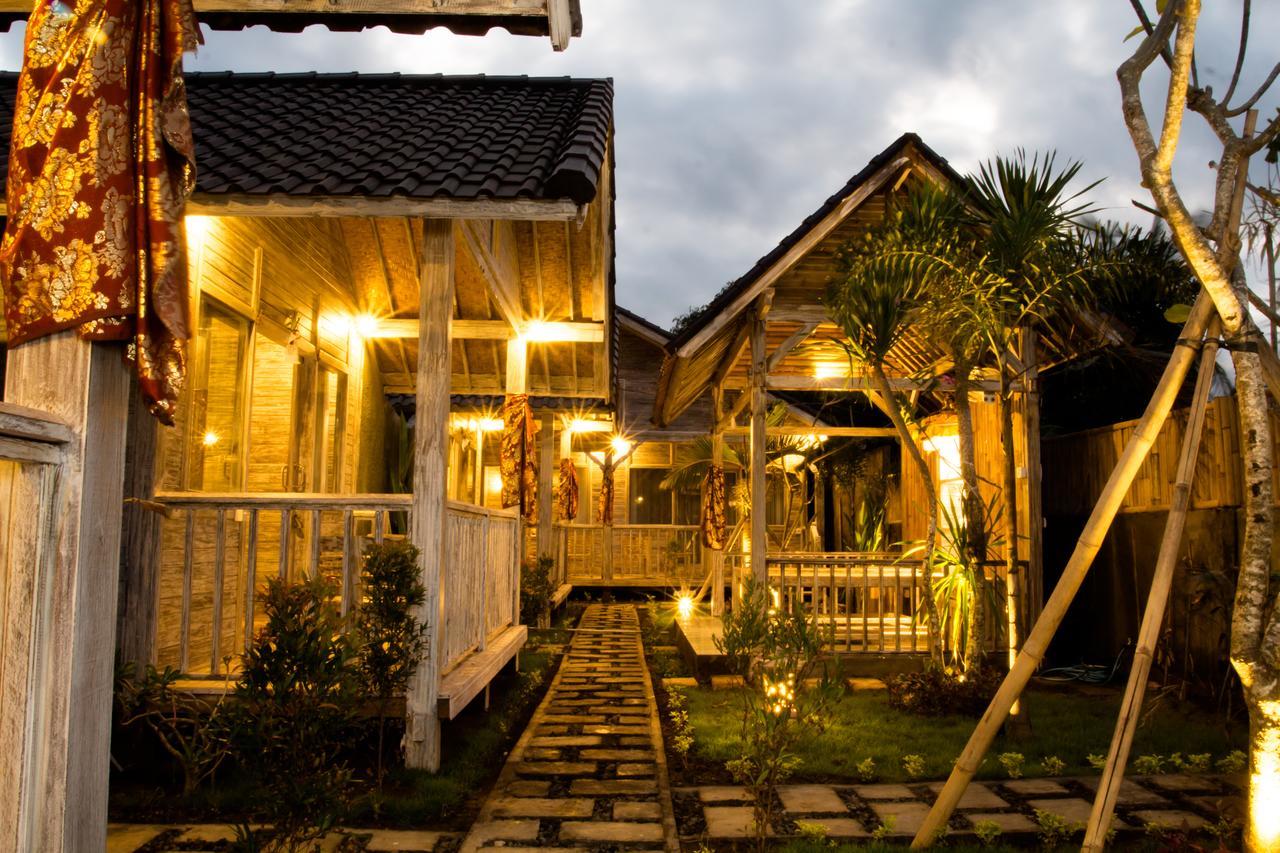 Holiday park The Syron Huts 3*
