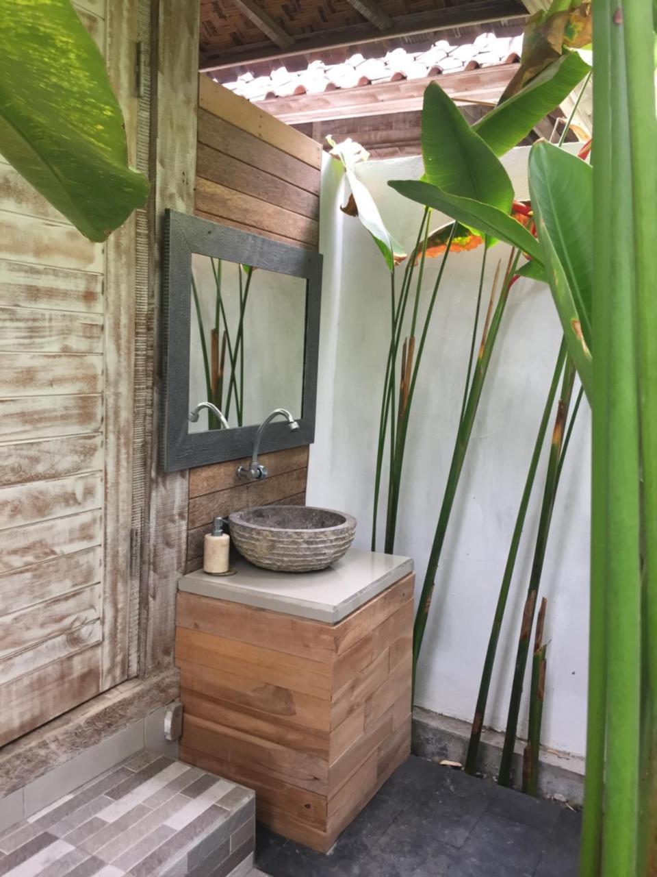Garden Yoga And Holistic Healing Center Nusa Lembongan (Bali)