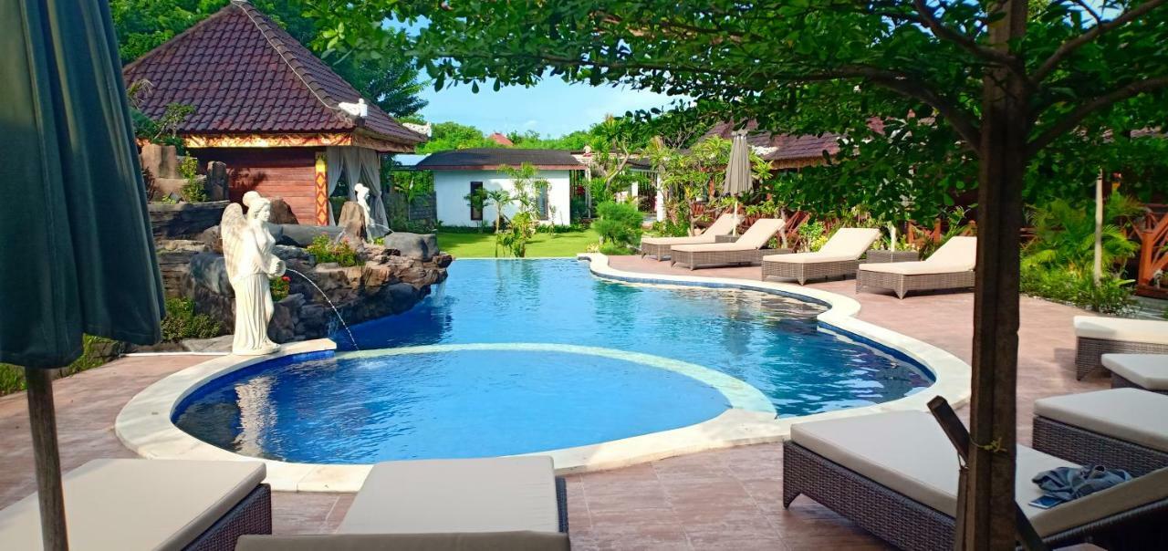 Mamamia Island Hotel 4*