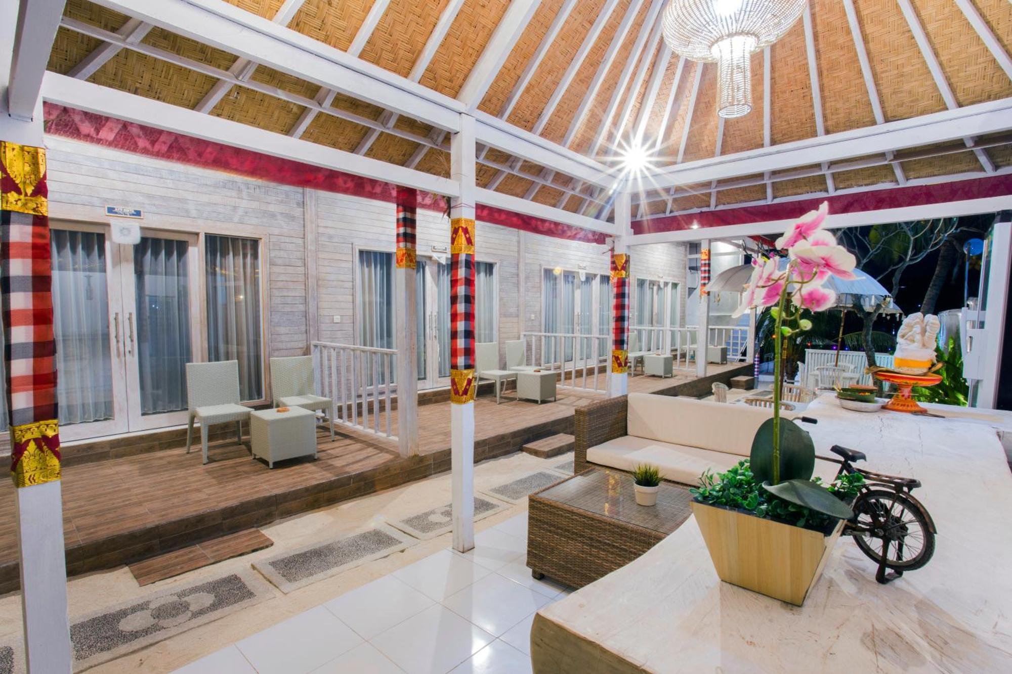 The Waterfront House 3* Nusa Lembongan (Bali)
