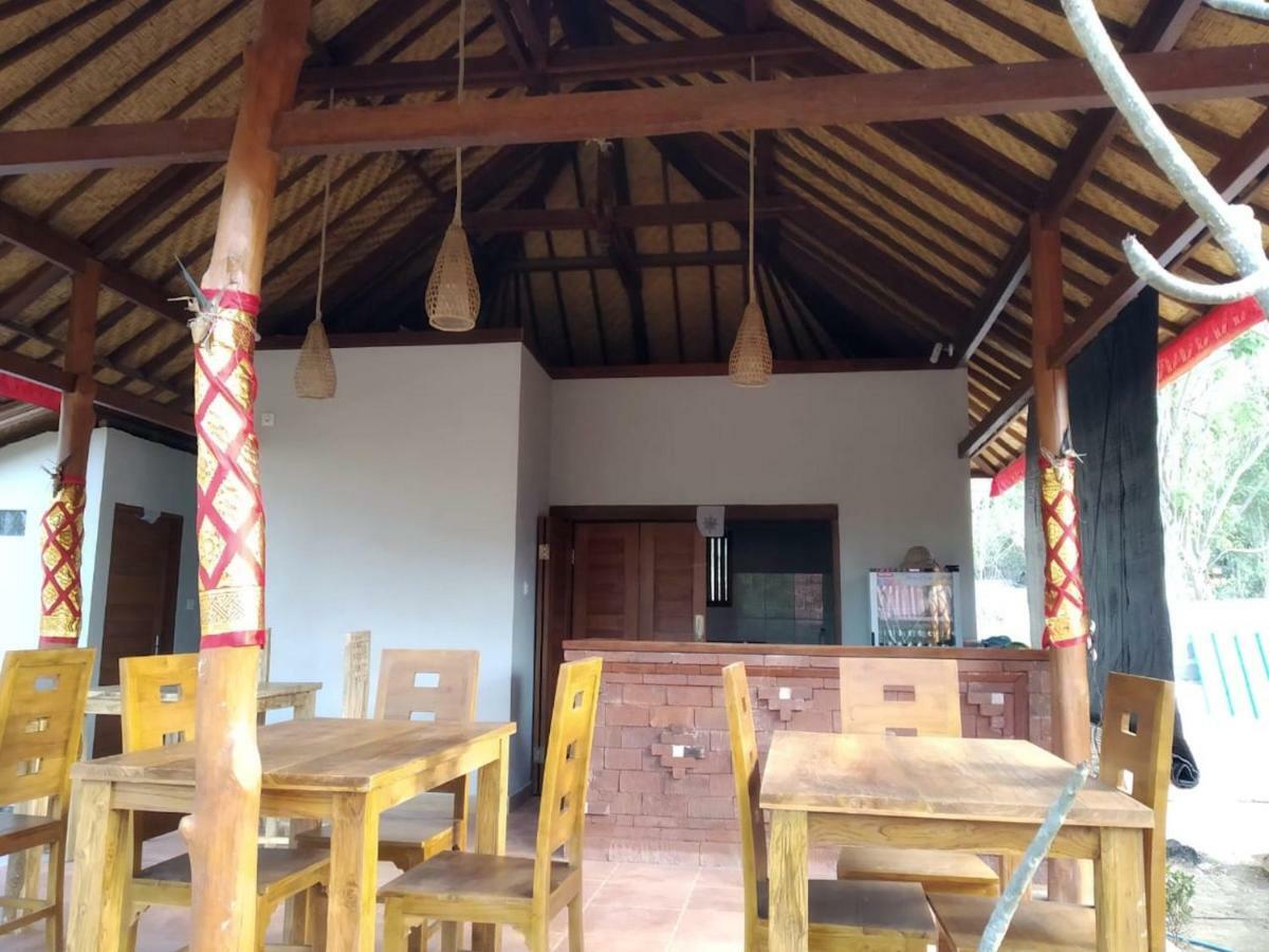 Tempat Tidur & Sarapan Honeybee Huts