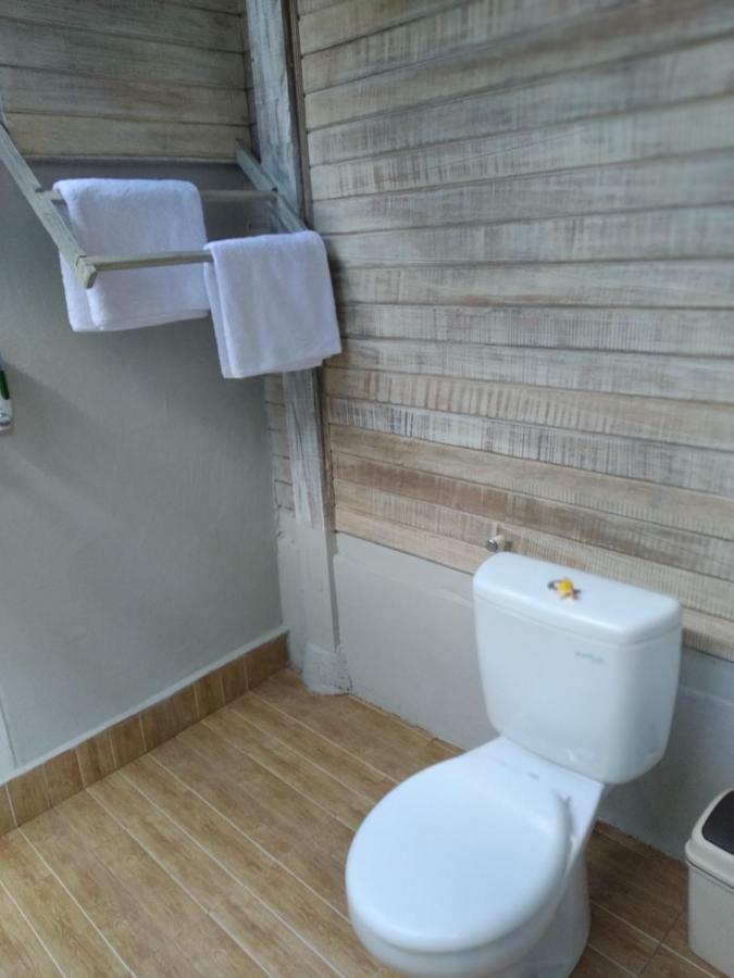 Tempat Tidur & Sarapan Honeybee Huts Nusa Lembongan (Bali)
