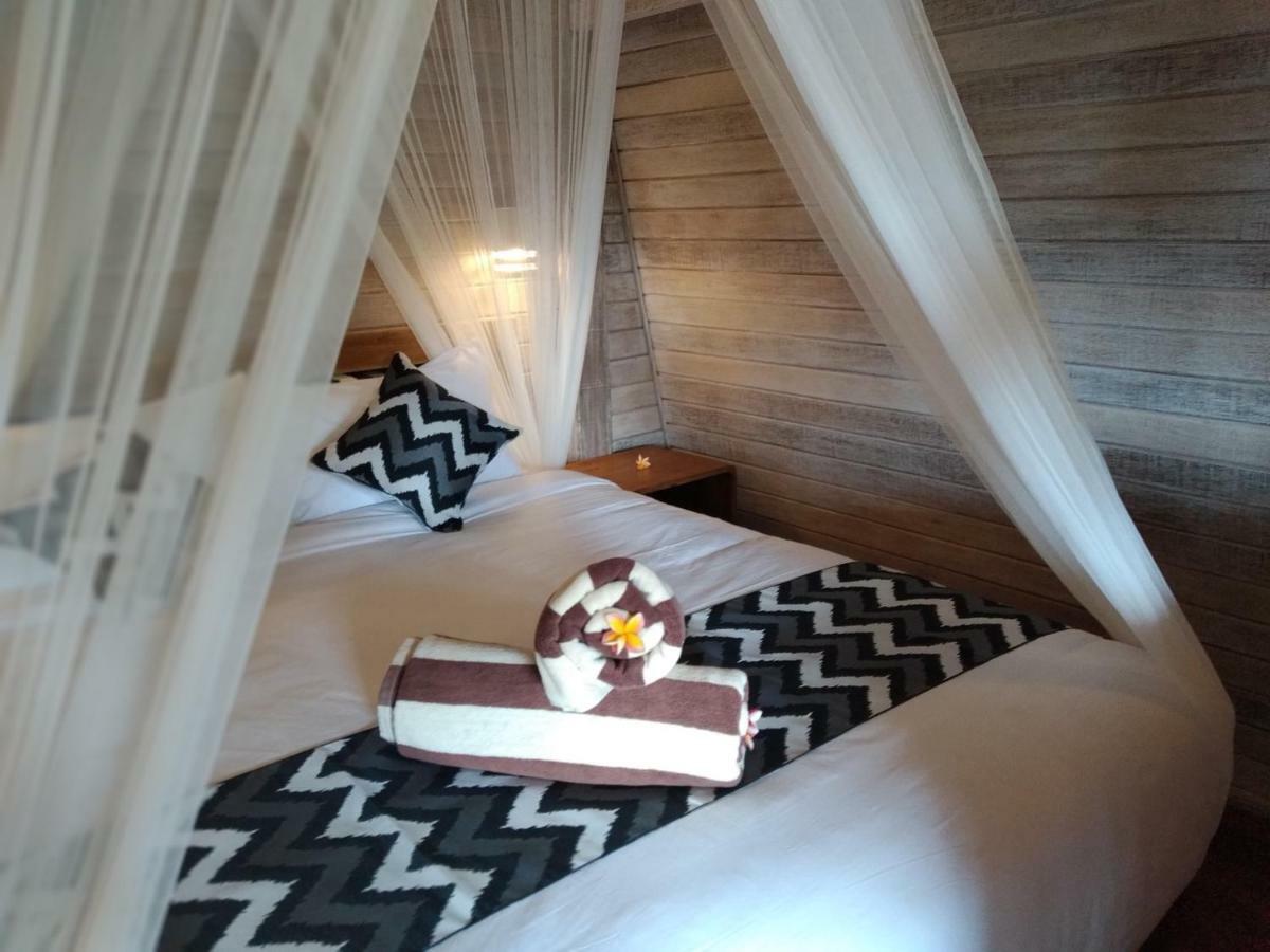Honeybee Huts Tempat Tidur & Sarapan Nusa Lembongan (Bali)