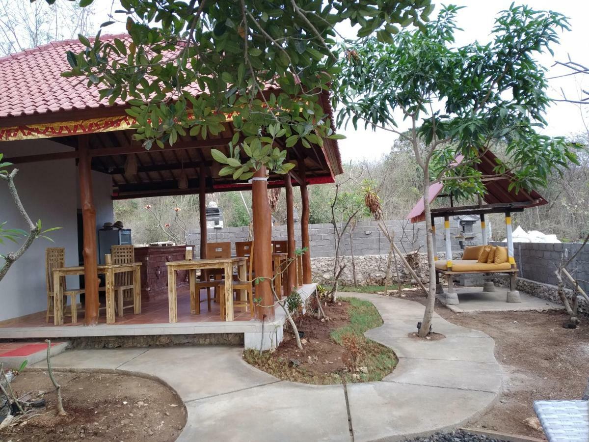 Honeybee Huts Tempat Tidur & Sarapan Nusa Lembongan (Bali)