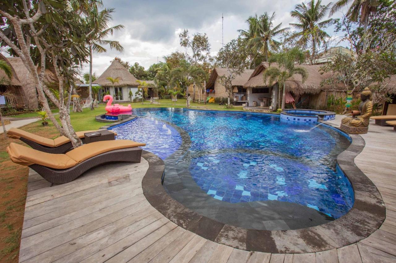 Taman liburan Sanghyang Bay Nusa Lembongan (Bali)