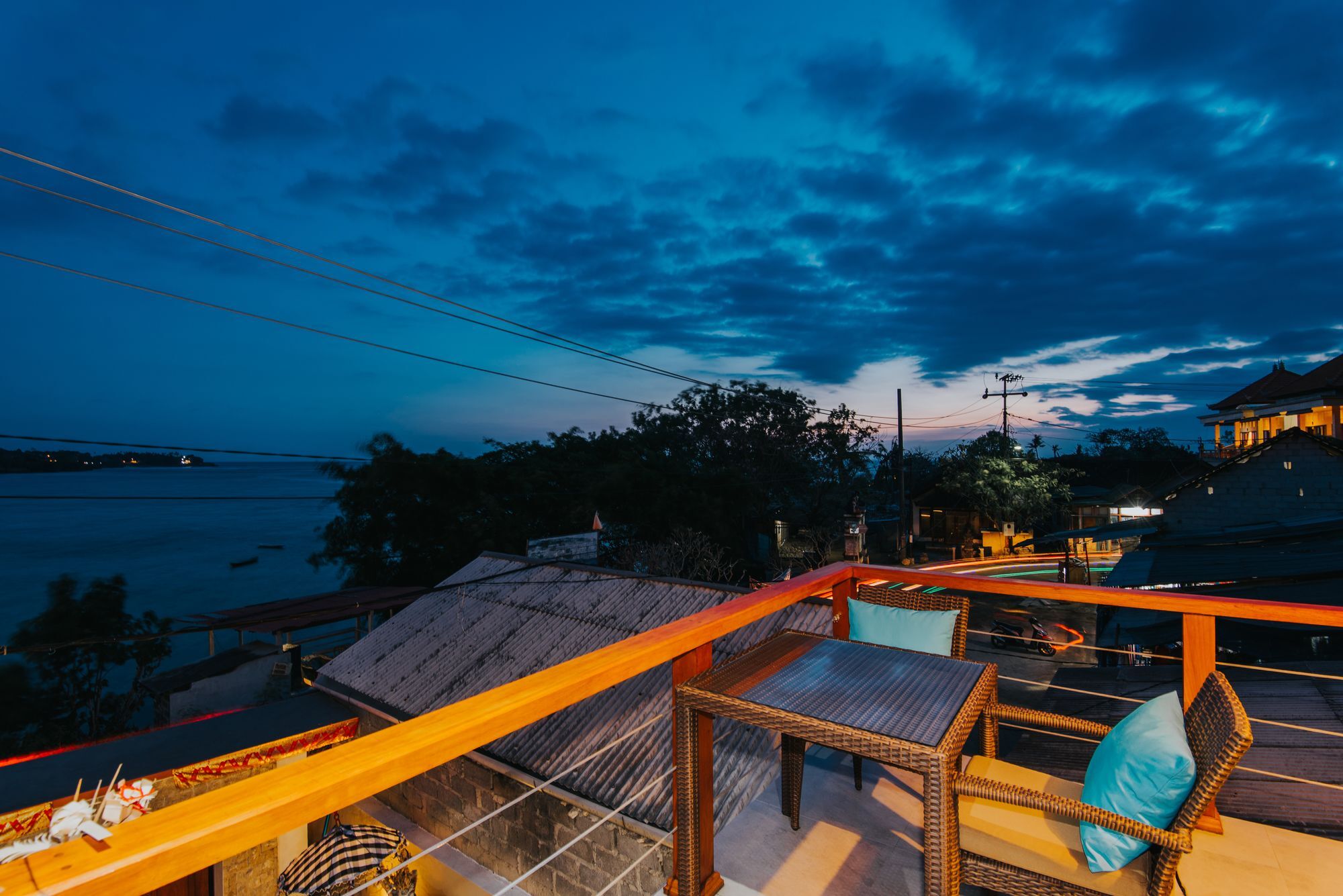 Villa Secret Outlook *